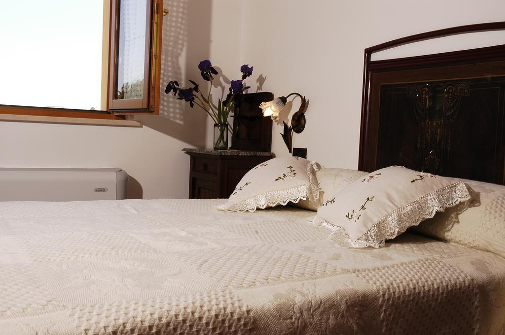Briciola Di Sole Guest House Grottammare Rom bilde